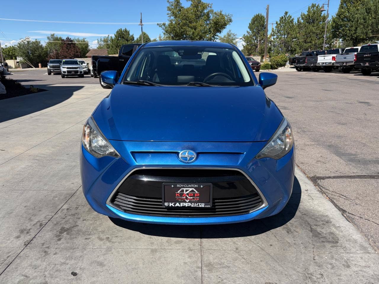 Used 2016 Scion iA FWD image 8