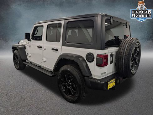 Used 2022 Jeep Wrangler Unlimited Sport AWD/4WD image 6