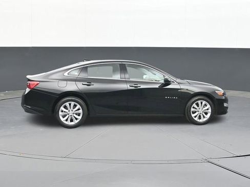 Used 2025 Chevrolet Malibu LT FWD image 17