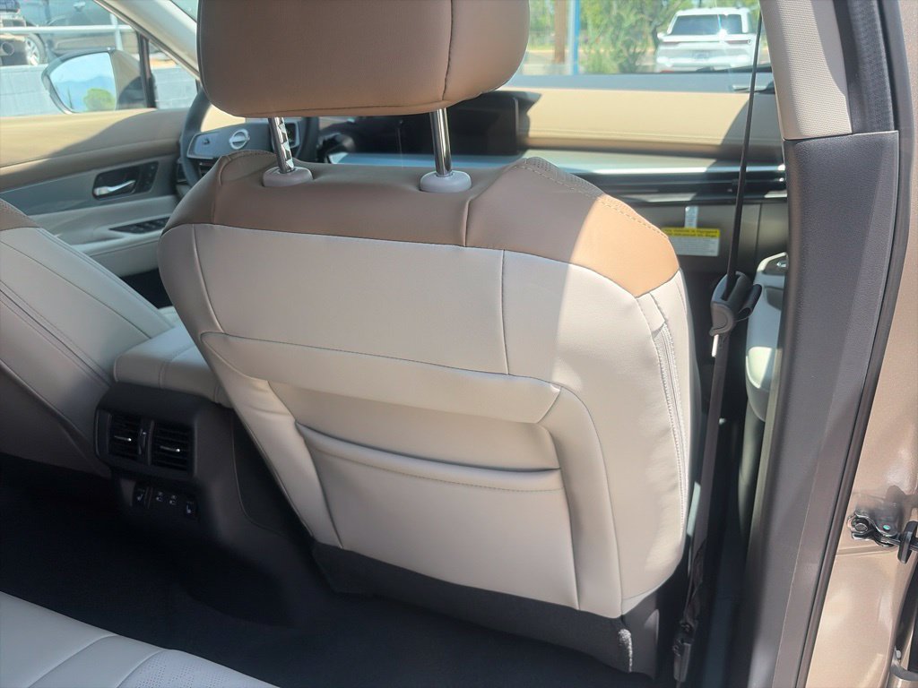 New 2026 Nissan Murano Platinum w/ Cargo Package AWD/4WD image 22