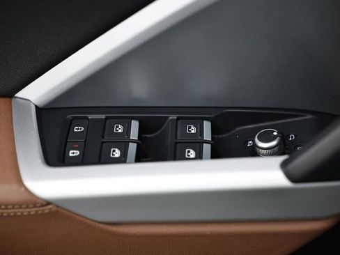 Used 2022 Audi Q3 2.0T Premium w/ Convenience Package image 17