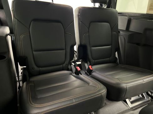 Used 2024 Ford Bronco Badlands AWD/4WD image 21