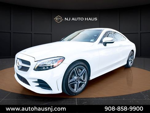 Used 2019 Mercedes-Benz C 300 4MATIC Coupe image 4