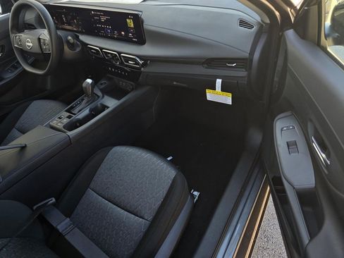 New 2026 Nissan Sentra SV image 7