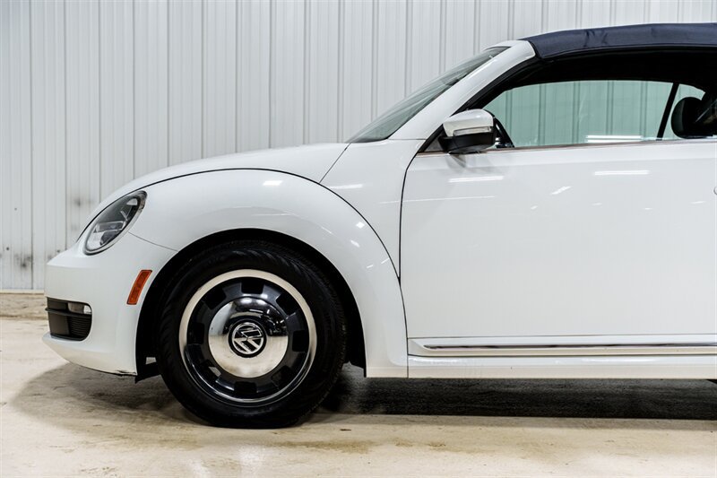 Used 2016 Volkswagen Beetle 1.8T Denim FWD image 3