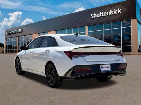 New 2026 Hyundai Elantra SEL Sport Premium FWD image 8