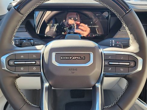 New 2026 GMC Acadia Denali image 21