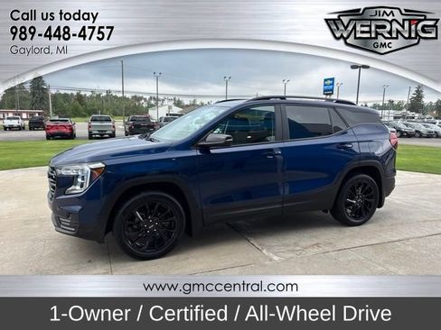 Certified 2023 GMC Terrain SLE w/ Driver Convenience Package AWD/4WD image 1