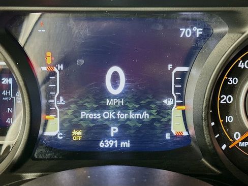 Certified 2024 Jeep Wrangler Rubicon image 21