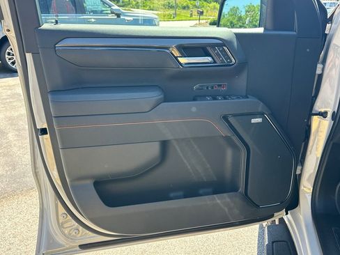New 2026 GMC Sierra 1500 AT4 w/ AT4 Premium Package AWD/4WD image 11