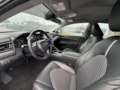 Used 2023 Toyota Camry SE FWD image 22