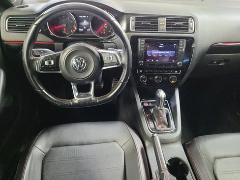 Used 2016 Volkswagen Jetta GLI SE FWD image 22