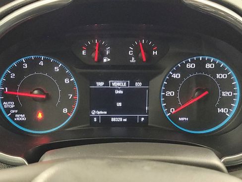 Used 2020 Chevrolet Malibu LT FWD image 23