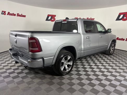 Used 2019 RAM 1500 Laramie AWD/4WD image 6