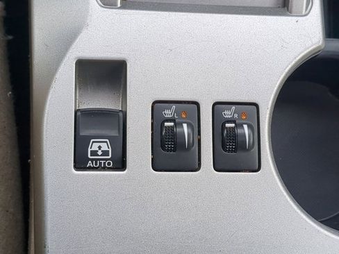 Used 2013 Toyota 4Runner SR5 image 14