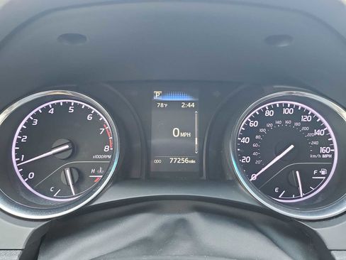 Used 2020 Toyota Camry LE image 16
