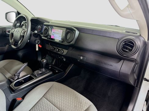 Used 2020 Toyota Tacoma SR image 29