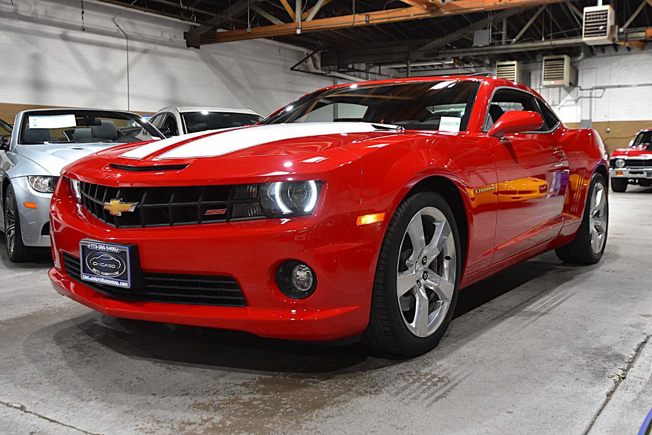 Used 2010 Chevrolet Camaro SS w/ RS Package RWD image 5