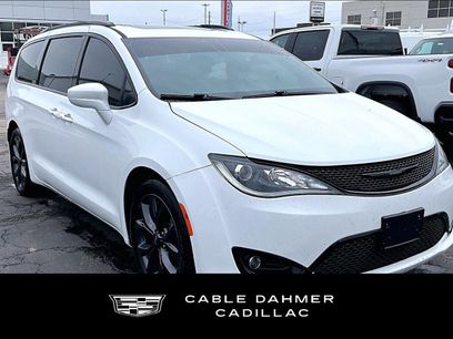 Used 2020 Chrysler Pacifica Touring-L