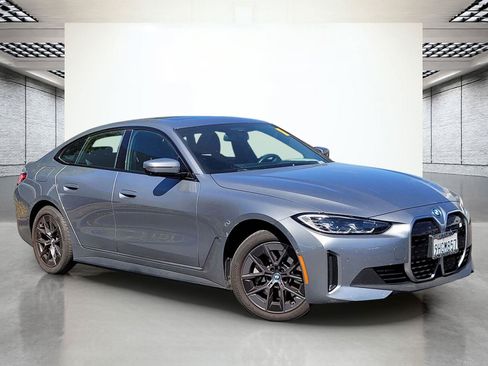 Used 2023 BMW i4 eDrive40 RWD image 2