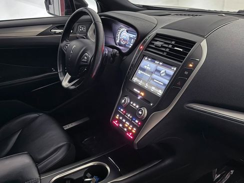 Used 2017 Lincoln MKC Premiere FWD image 26