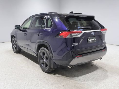 Used 2019 Toyota RAV4 XSE w/ XSE Weather Package AWD/4WD image 5