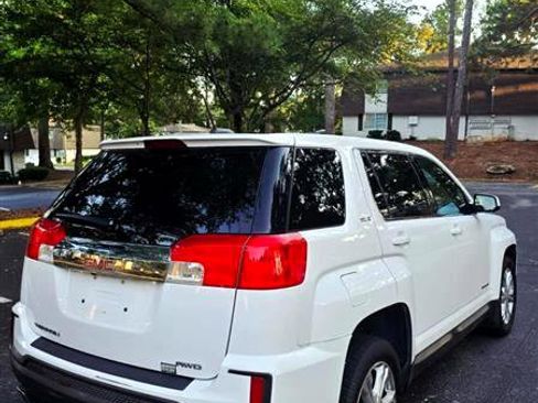 Used 2017 GMC Terrain SLE image 6
