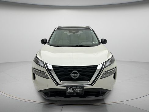 Used 2023 Nissan Rogue SL w/ SL Premium Package AWD/4WD image 2