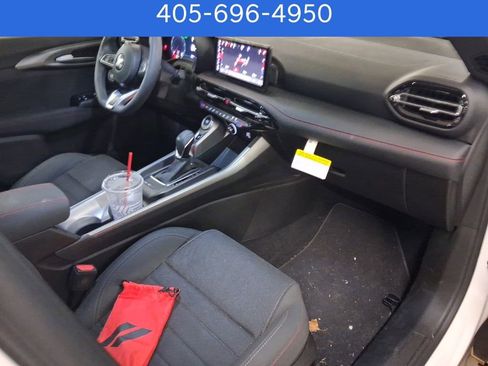 Used 2024 Dodge Hornet GT w/ GT Blacktop Package image 7