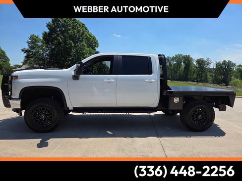 Used 2022 Chevrolet Silverado 2500 LT w/ Fleet Comfort Package AWD/4WD image 1