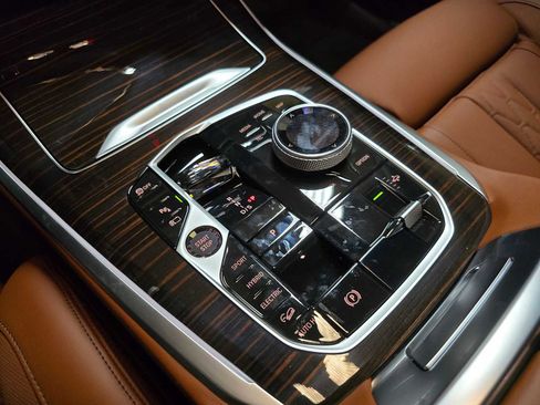 New 2026 BMW X5 xDrive50e w/ Executive Package image 38