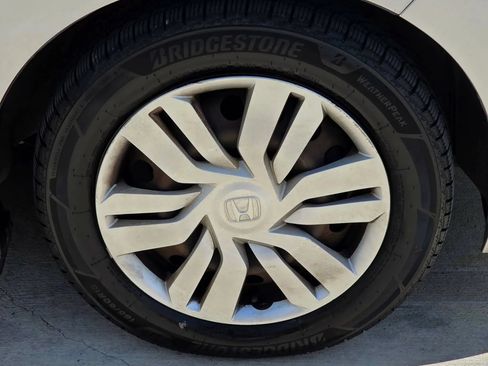 Used 2015 Honda Fit LX image 30