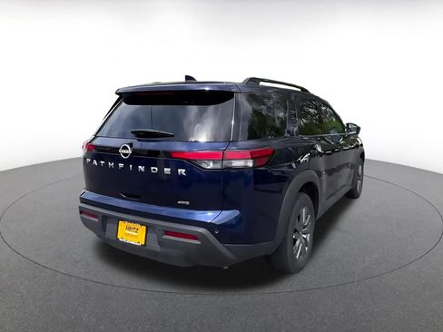 Used 2025 Nissan Pathfinder SV AWD/4WD image 14