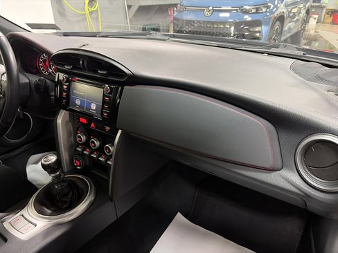 Used 2017 Subaru BRZ Limited w/ Performance Package image 30