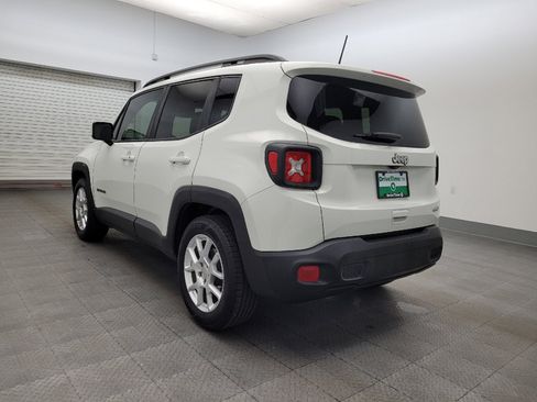 Used 2019 Jeep Renegade Latitude image 5