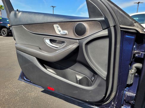 Used 2019 Mercedes-Benz C 300 Sedan image 25