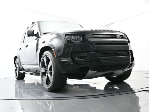 Used 2024 Land Rover Defender 110 V8 image 53