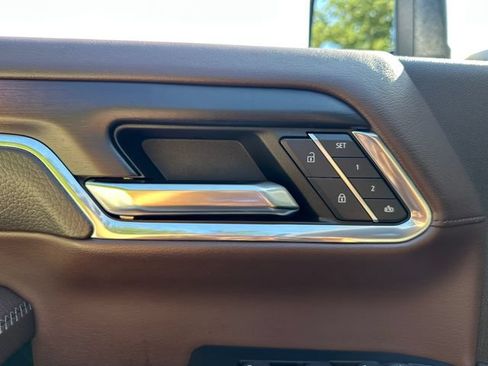 Used 2024 GMC Sierra 2500 Denali w/ Denali Reserve Package AWD/4WD image 26