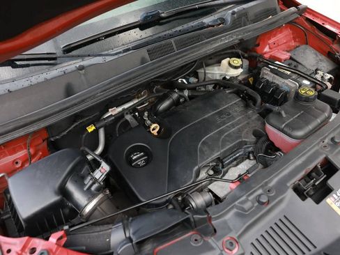 Used 2019 Buick Encore Essence FWD image 35
