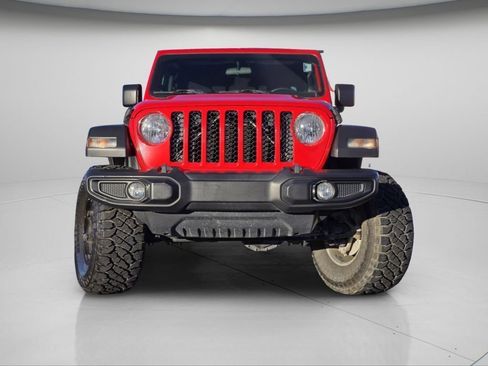 Used 2021 Jeep Gladiator Sport image 3