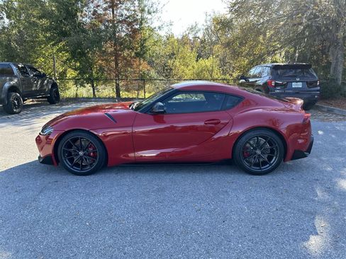 Used 2025 Toyota Supra Premium image 3