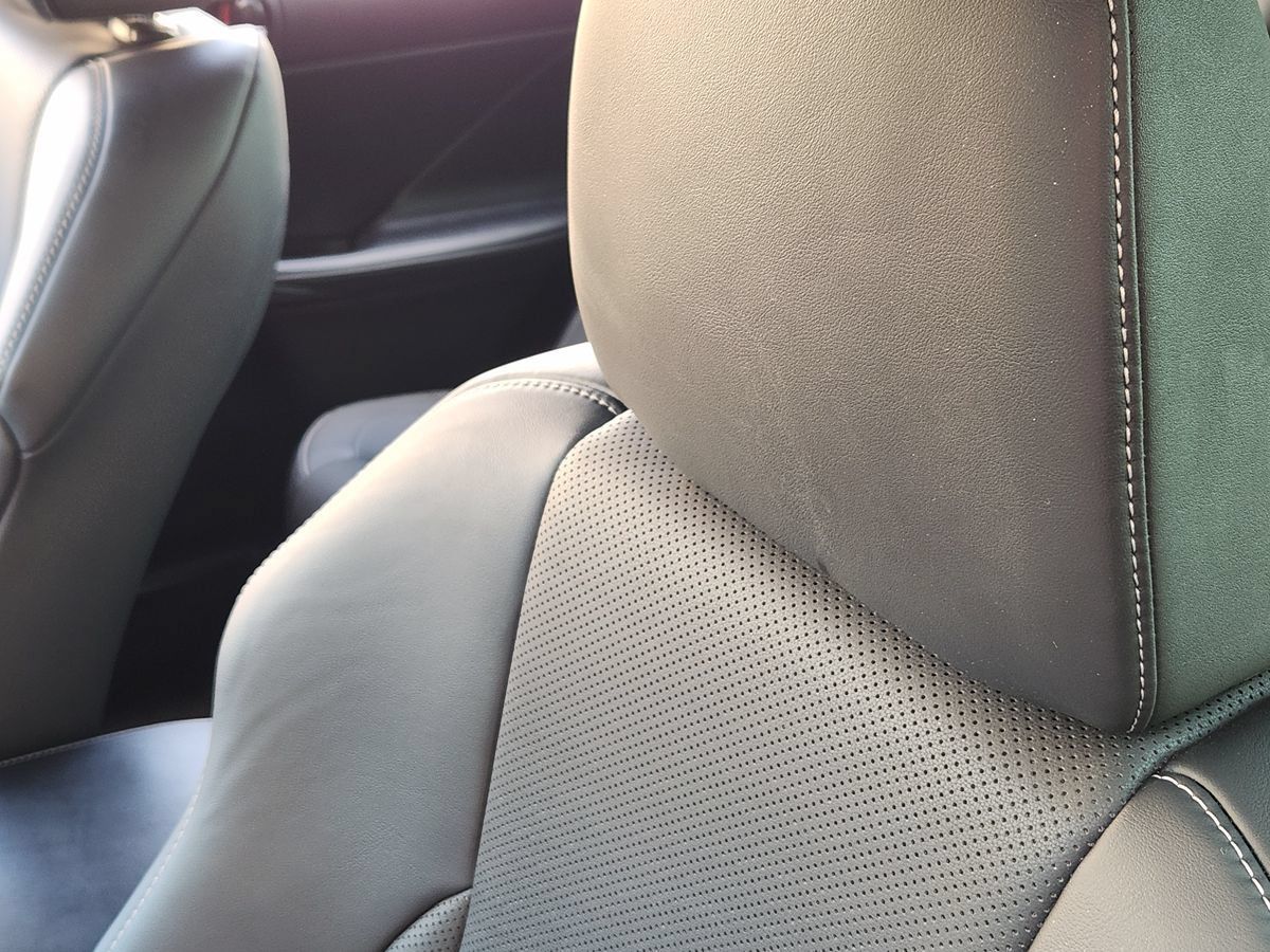 Used 2025 Lexus IS 500 w/ Accessory Package 2 RWD image 34