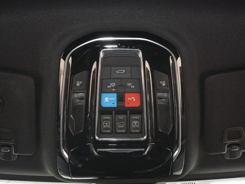 Used 2024 Jeep Grand Cherokee L Overland AWD/4WD image 20