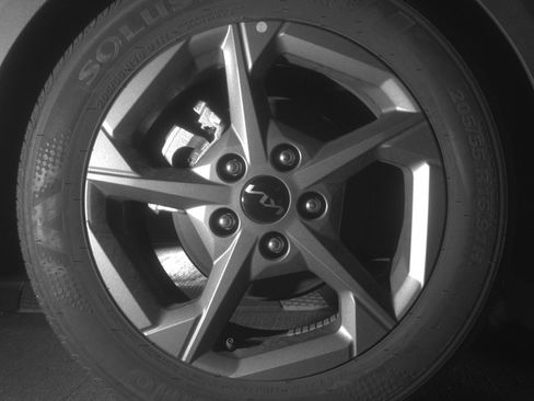 Used 2025 Kia K4 LXS image 15