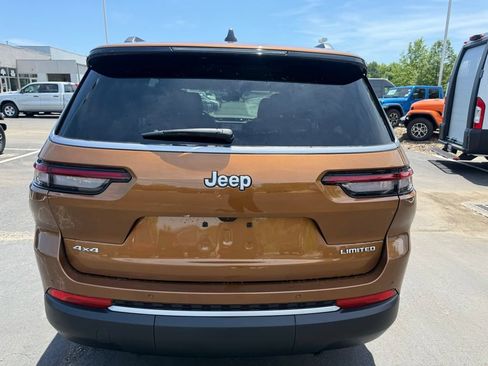 New 2026 Jeep Grand Cherokee L Limited AWD/4WD image 4