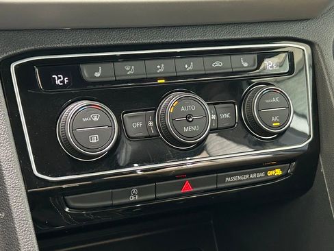 Used 2022 Volkswagen Atlas Cross Sport SE w/ Black Wheel Package image 53