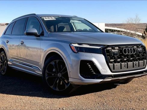 Certified 2025 Audi Q7 3.0T Premium Plus w/ Premium Plus Package image 2