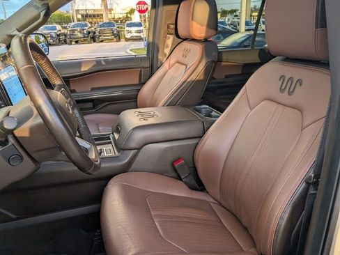 Certified 2023 Ford Expedition Max King Ranch image 6