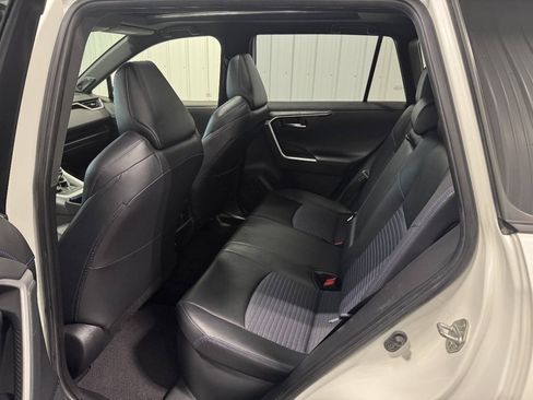 Used 2020 Toyota RAV4 XSE AWD/4WD image 16