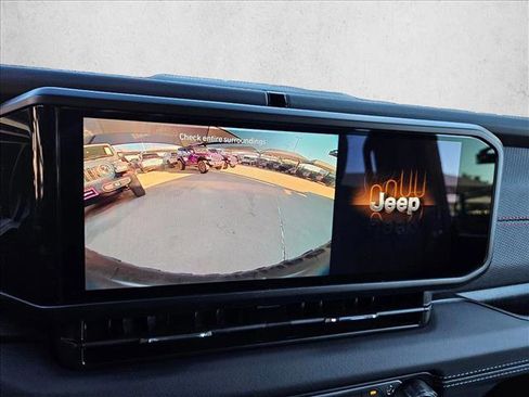 New 2026 Jeep Wrangler Unlimited Rubicon image 18